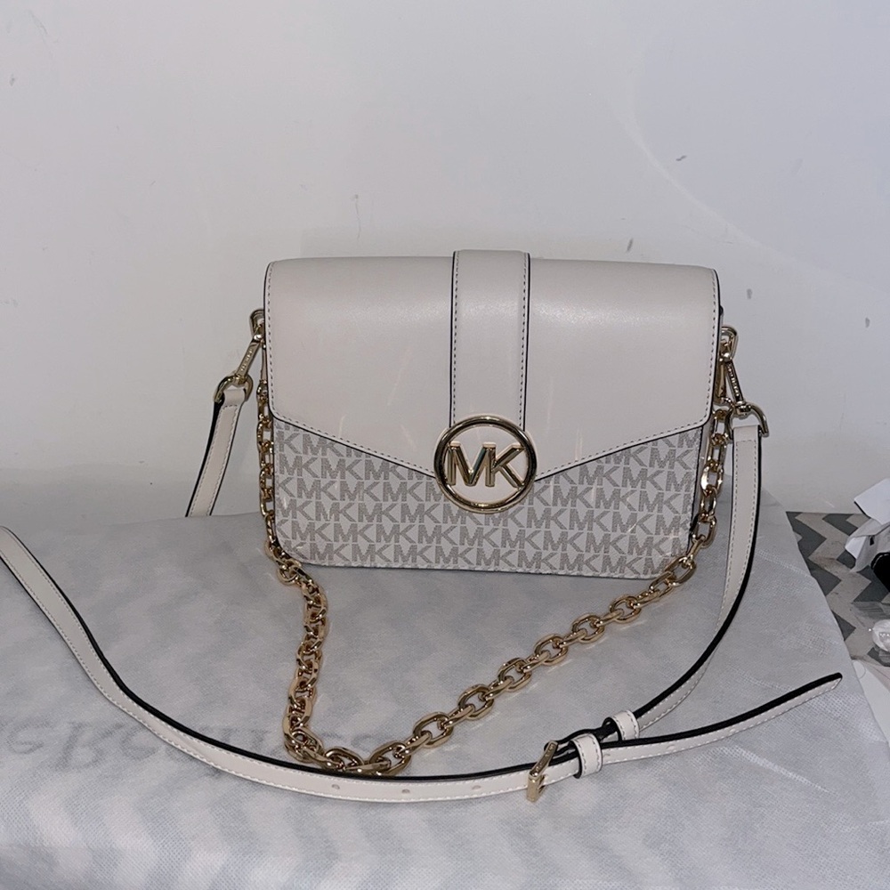 100% authentic brand new Michael Kors Crossbody gold chain bag